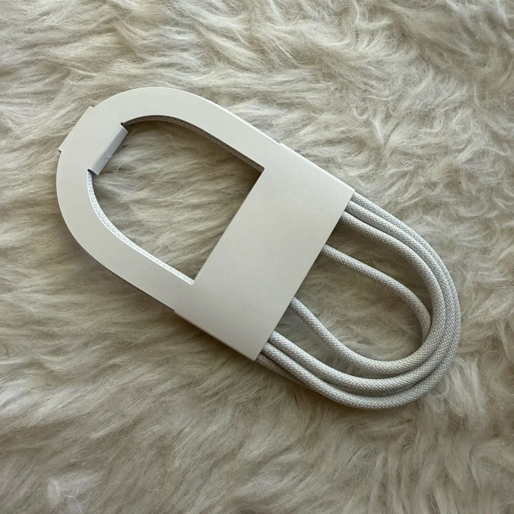 NEW Apple iPhone 16 Pro Charging Cord